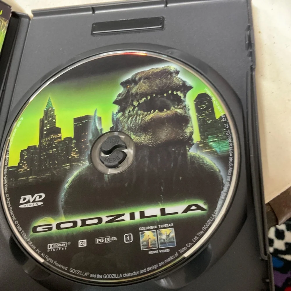DVD - Godzilla. V161